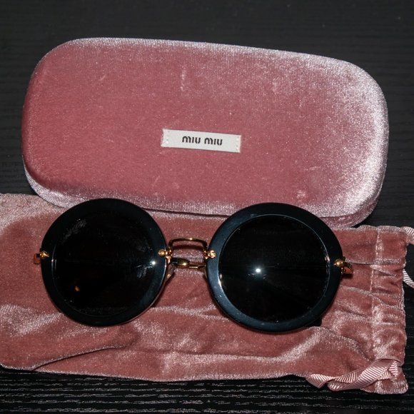 Miu Miu 13NS Sunglasses